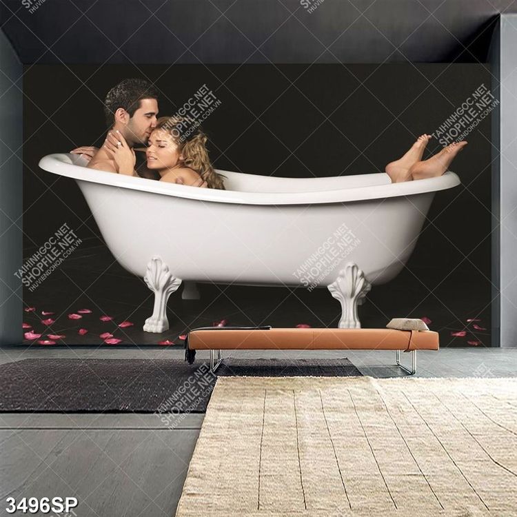 Tranh cặp đôi ôm nhau trong bồn tắm