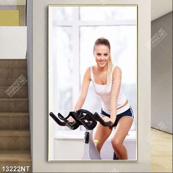 Tranh cô gái xinh đẹp