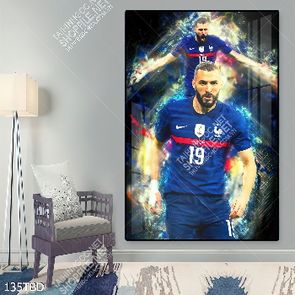 Tranh cầu thủ Benzema