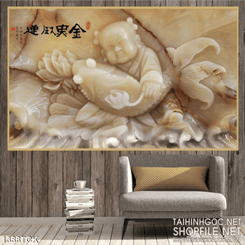 Tranh in kính cậu bé ôm cá chép