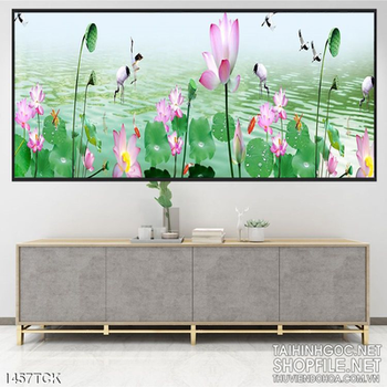 Tranh in màu sen trong hồ nước