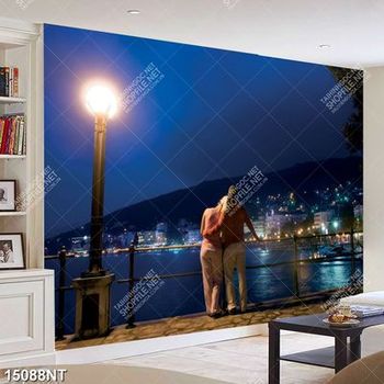 Tranh cặp đôi đứng ngắm phố đêm