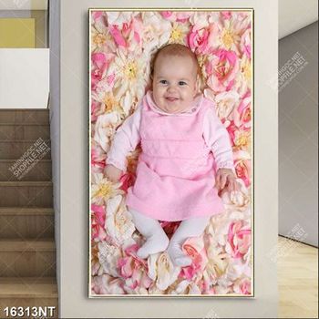 Tranh bé gái dễ thương