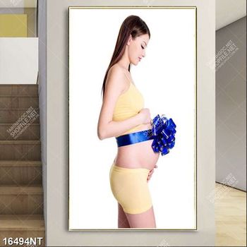 Tranh mẹ bầu xinh đẹp