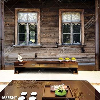 Tranh hai cánh cửa sổ trên bức tường gỗ