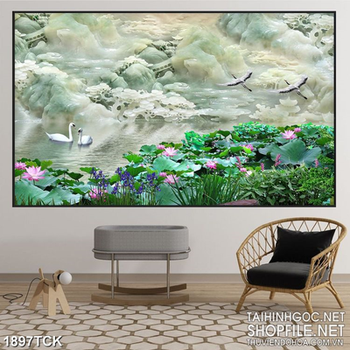 Tranh in treo tường đôi thiên nga trên mặt hồ hoa sen