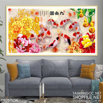 Tranh sơn dầu cá koi bên đóa mẫu đơn dáp vàng in uv