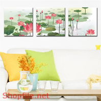 Tranh treo phòng khách đầm sen