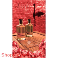 Poster mỹ phẩm hoa và lọ