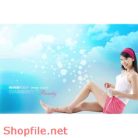 Poster cô gái và bầu trời