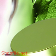 Poster mỹ phẩm kem trắng da