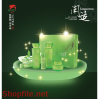 Poster mỹ phẩm thiên nhiên tinh khiết