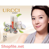 Poster mỹ phẩm hoa trắng tinh khôi