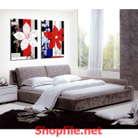 bông hoa giấy dán tường đỏ trắng