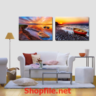 chiếc suồng nhỏ trên bãi đá