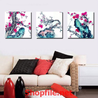 cây hoa đào và hòn đá