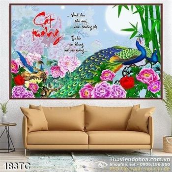 Tranh chim công cát tường và ánh trăng đẹp in uv
