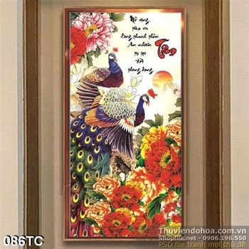 Tranh chim công bên nhau chữ tâm thư pháp đẹp
