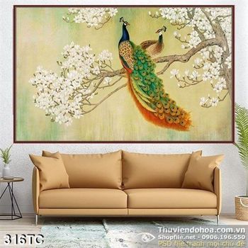 Tranh chim công đậu trên cành cây cao