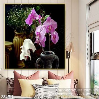 Tranh bình hoa lan nở rộ