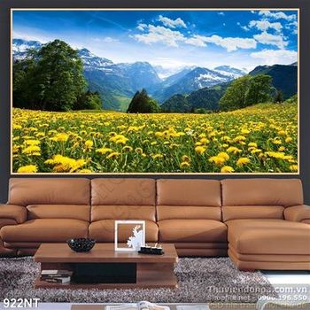 Tranh cánh đồng hoa vàng dưới chân núi