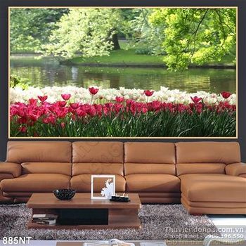 Tranh vườn hoa tulip và dòng sông