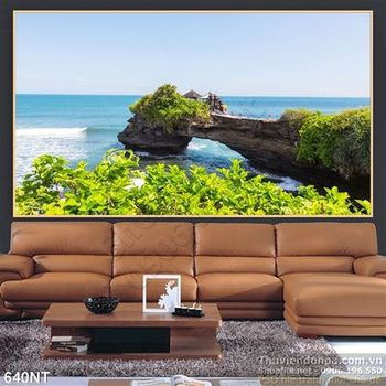 Tranh đá trên biển