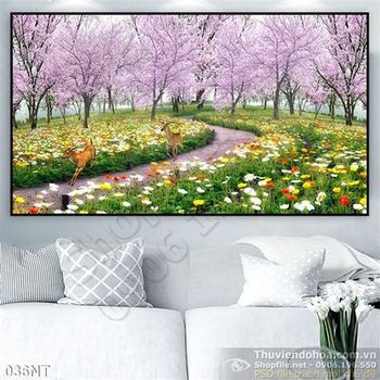 Tranh vườn đào mùa xuân và hươu