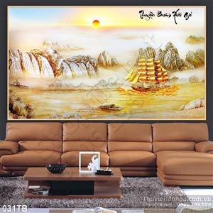 Tranh thuận buồm xuôi gió núi và thác nước vẽ tay con thuyền mạ vàng in uv