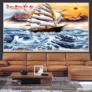 Tranh thuyền buồm xuôi gió cơn sóng dữ và ánh mặt trời đỏ rực