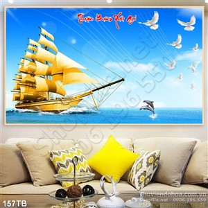 Tranh thuận buồm xuôi gió con thuyền màu vàng và đàn bồ câu trắng