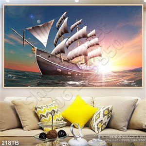 Tranh thuận buồm xuôi gió mặt trời đằng sau con thuyền cổ lớn