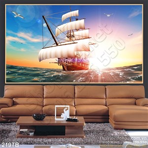 Tranh thuận buồm xuôi gió  mặt trời sáng chói phía sau con tàu psd