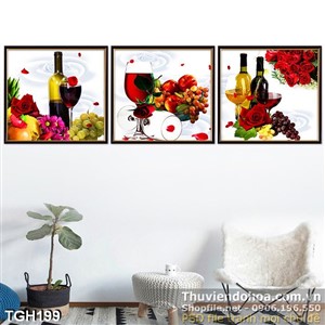 Tranh ghép rượu vàng và trái cây