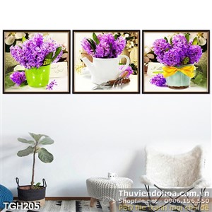 Tranh ghép chậu hoa màu tím