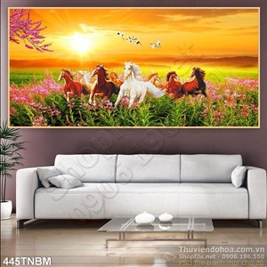 Tranh Ngựa và bình minh psd