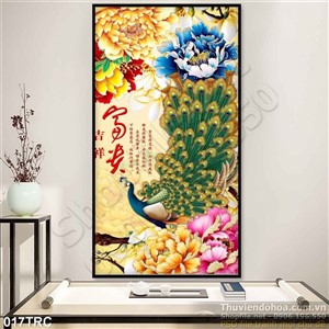 Tranh chim công thư pháp trang trí phòng ngủ