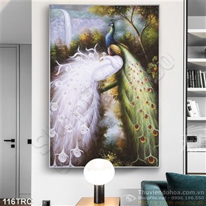 Tranh chim công trang trí tường phòng khách