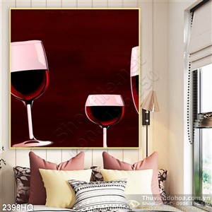 Tranh hoa lá và ly rượu treo tường phòng ăn