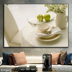 Tranh hoa lá trang trí phòng ăn