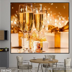 Tranh ly rượu chúc mừng năm mới