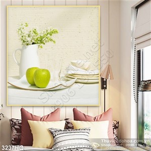 Tranh hoa lá và quả táo