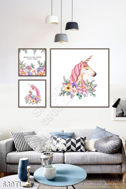 Tranh lụa 3D ngựa treo tường đẹp