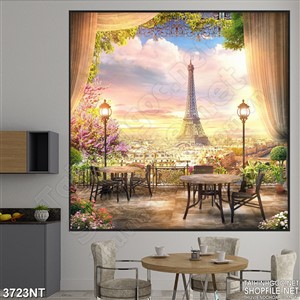 Tranh ngọn tháp giữa hai cây đèn sáng điện