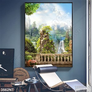 Tranh bầu trời xanh trên khu rừng mờ sương