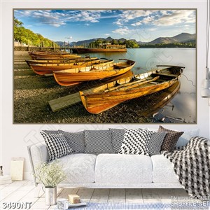 Tranh  những con thuyền thẳng tắp trên bờ biển