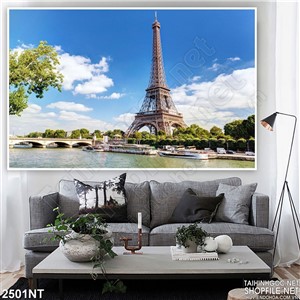 Tranh con sông dưới chân tháp