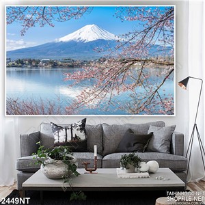 Tranh đỉnh núi phủ tuyết trắng