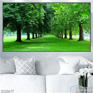 Tranh hàng cây xanh trên thảm cỏ
