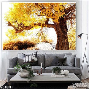 Tranh cây vàng già bên suối treo tường